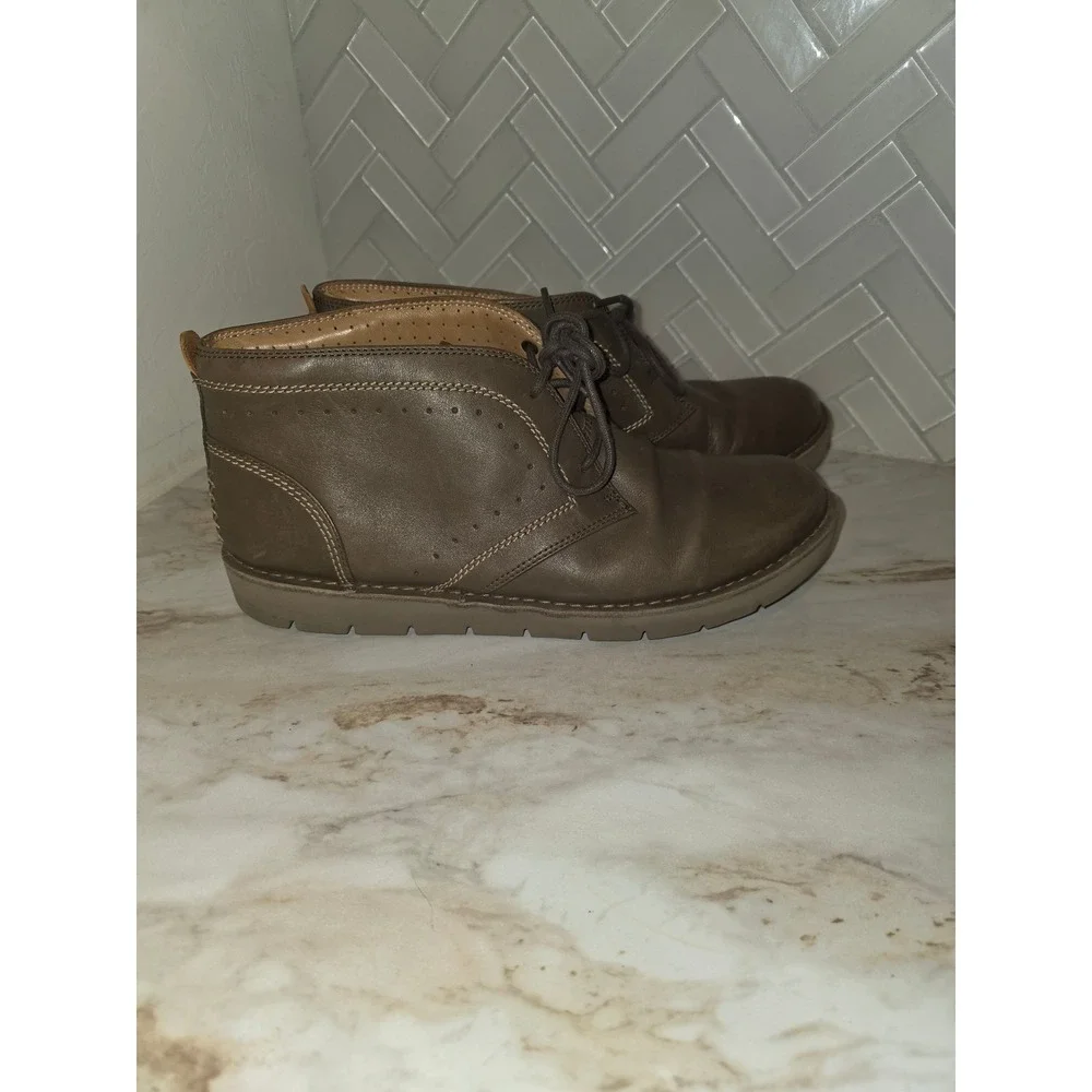 Clarks Unstructured Leather Ankle Chukka Boots Lace Up Casual Olive Brown